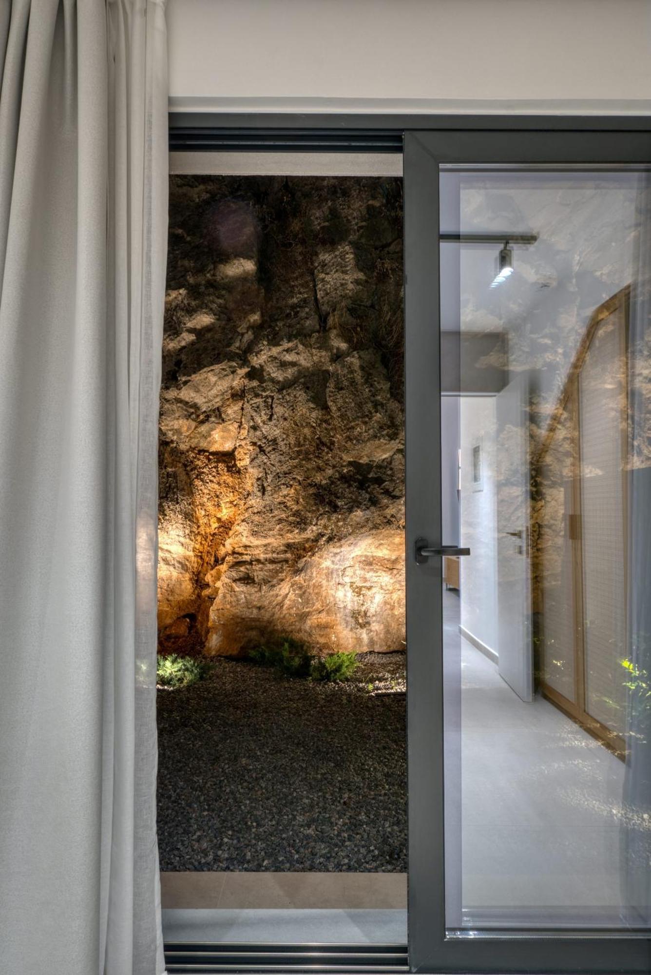 Anima Deluxe Suites Nauplion Zewnętrze zdjęcie