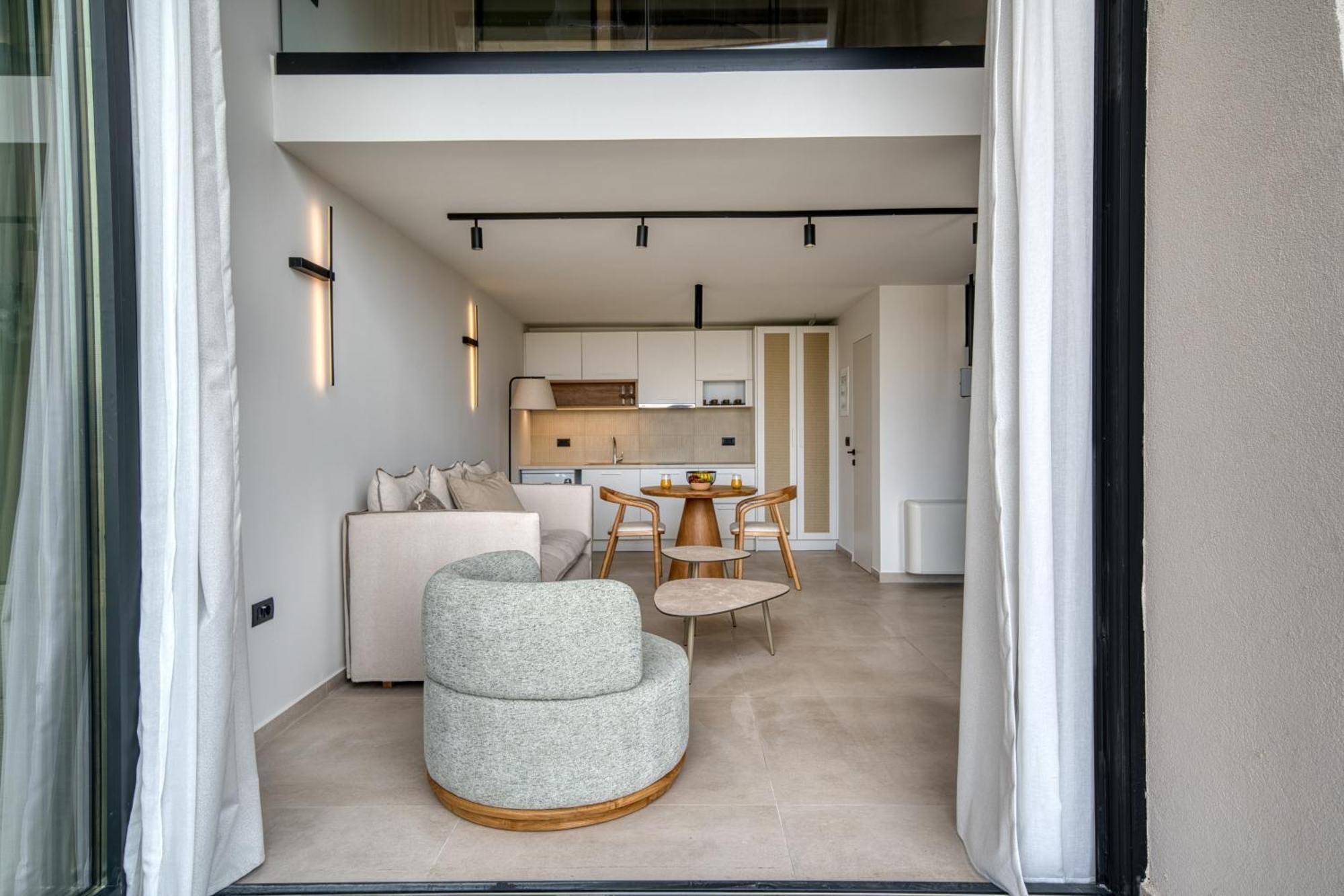 Anima Deluxe Suites Nauplion Zewnętrze zdjęcie