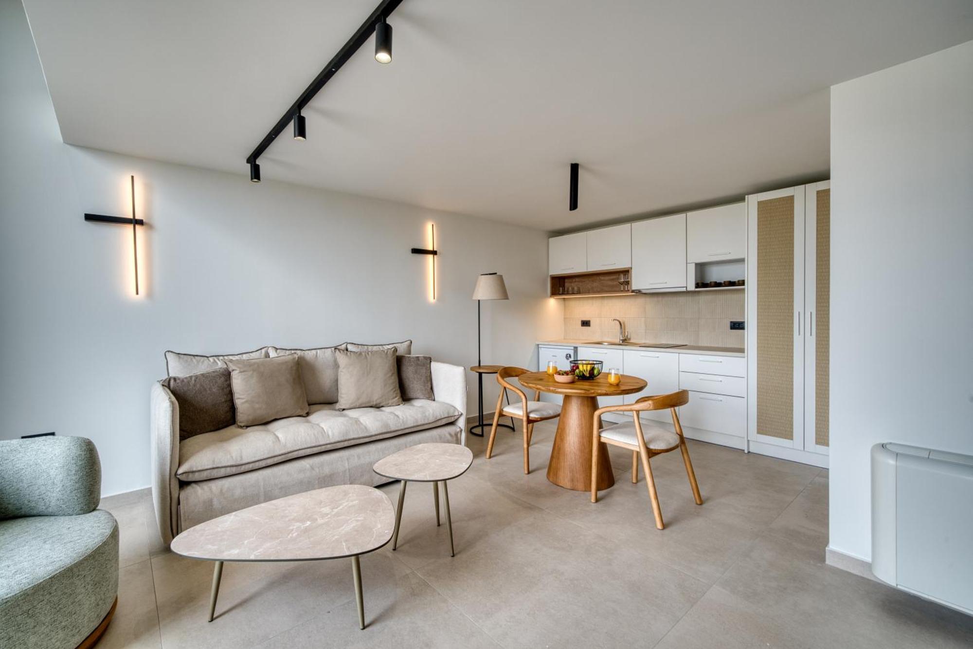 Anima Deluxe Suites Nauplion Zewnętrze zdjęcie